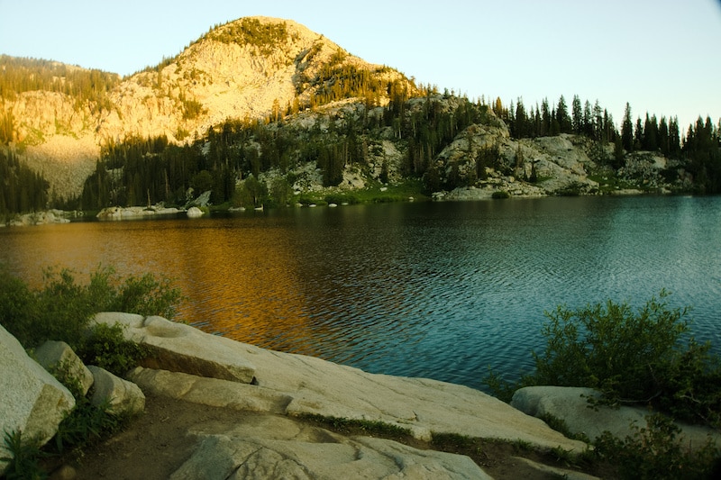 How to Choose the Right Camping Location