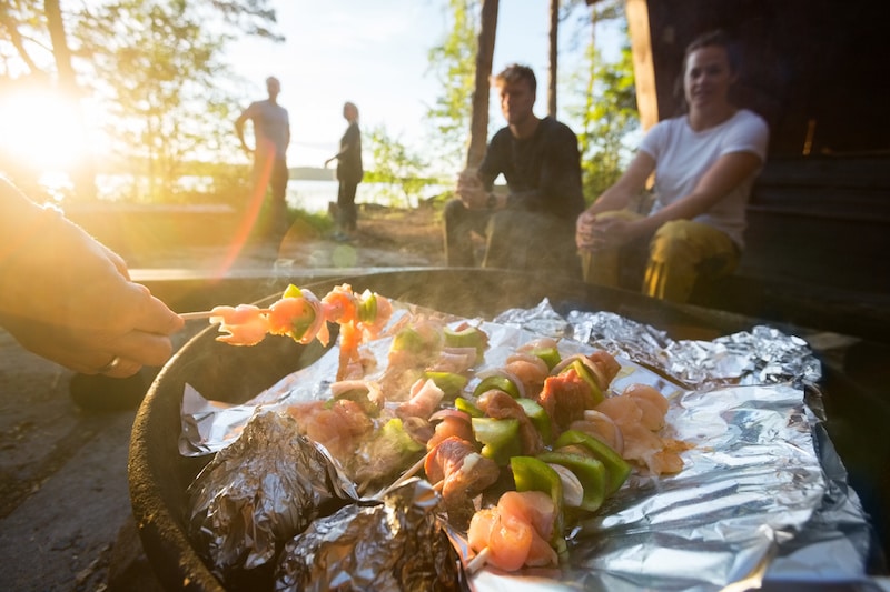 How to Make Steak Kebabs While Camping
