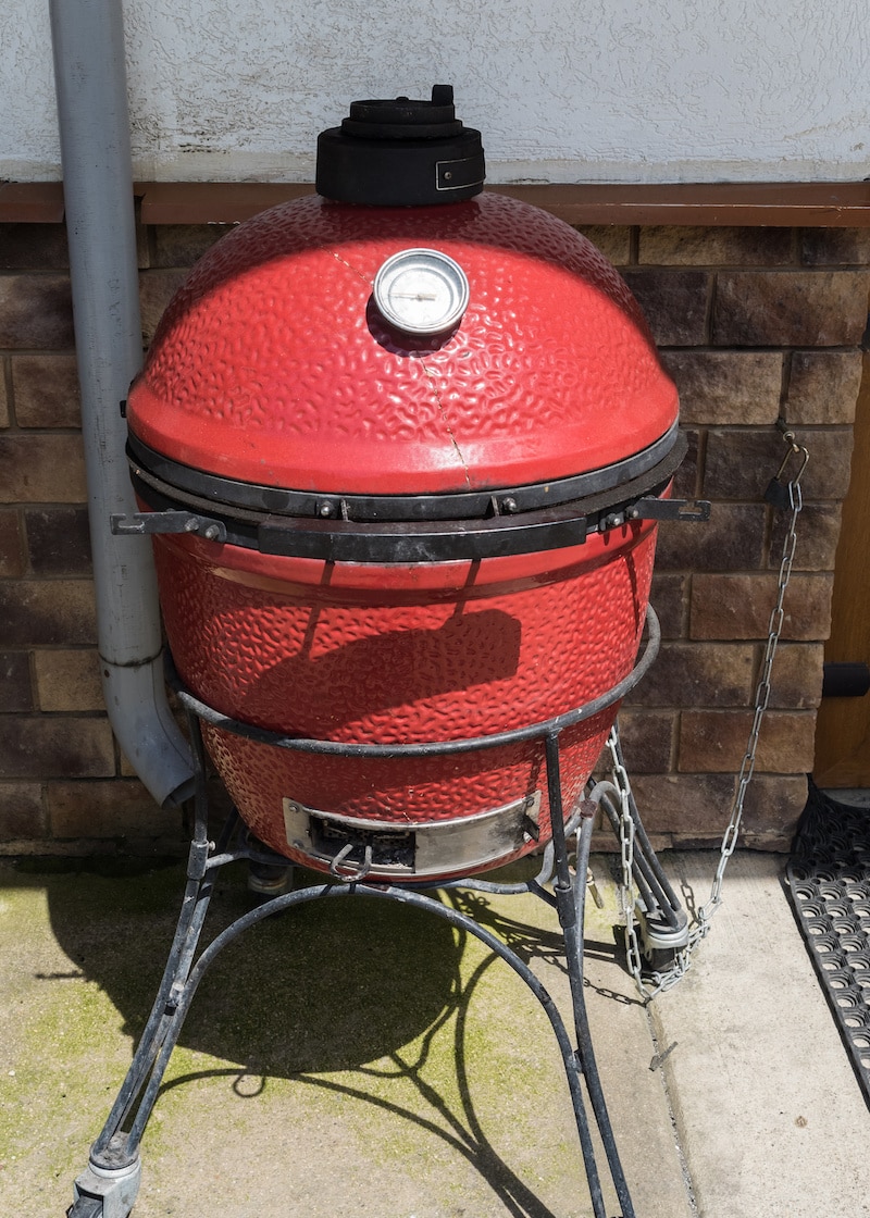 How to Use a Kamado Grill