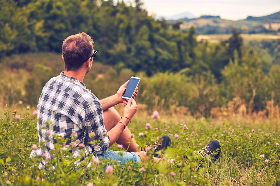 4 Best Camping and Survival Apps for Your Phone
