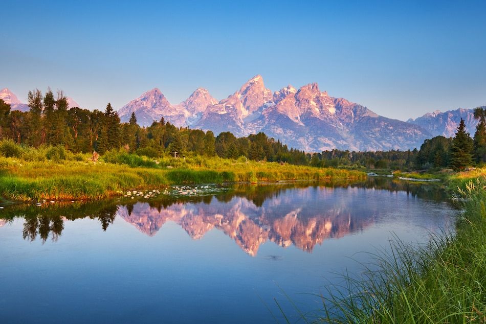 5 Must-See National Parks for Camping Enthusiasts