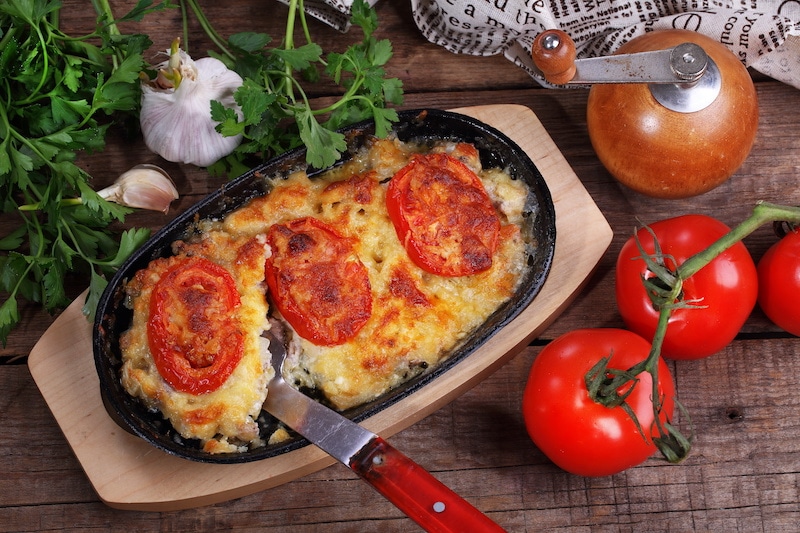 How to Make a Delicious Dutch Oven Lasagna Recipe